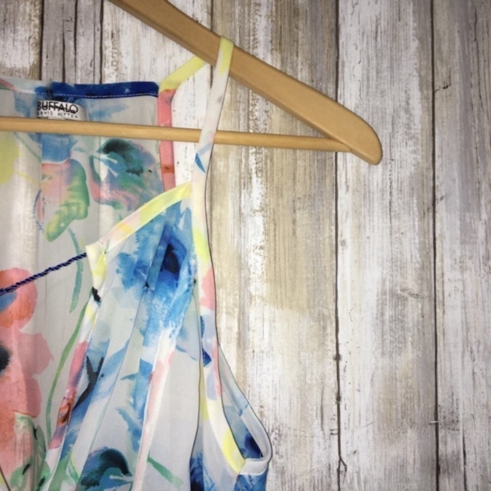 Buffalo David Bitton Watercolor Floral Sleeveless Blouse - Picture 5 of 5